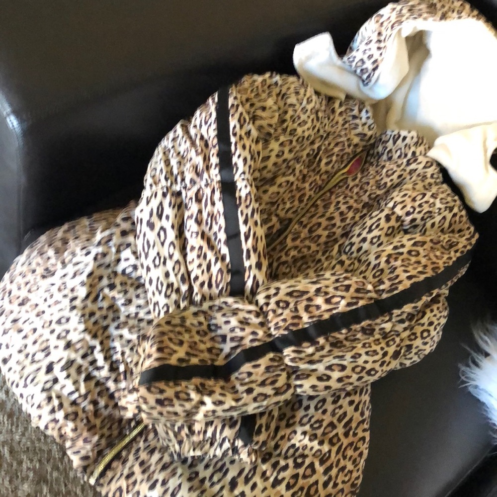 Girls coat - Picture 3 of 3